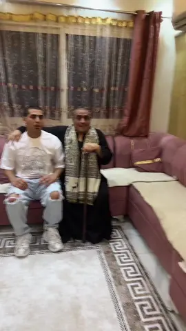 الحاج علي فرحان بي خروج ابنو كروان#الكروان_مشاكل 