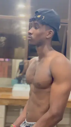 Hi crush's🤤🥶  #everyone #views #foryoupage #foryou #GymTok 
