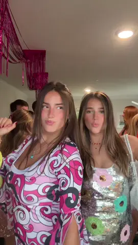 ✌️