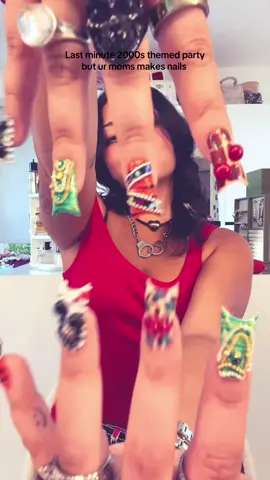 LIKE CMON WHAT CANT SHE DO 🙂‍↕️🙂‍↕️🙂‍↕️ @nailsxanisha 🤍#nails #2000s #y2k #ducknails 
