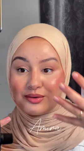 مكياج خفيف ظريف و انا نجري لعروسة تستنا فيا 😭😂  @Everbeautyalgerie  #fyp #foryou #viral #pourtoi #makeup 