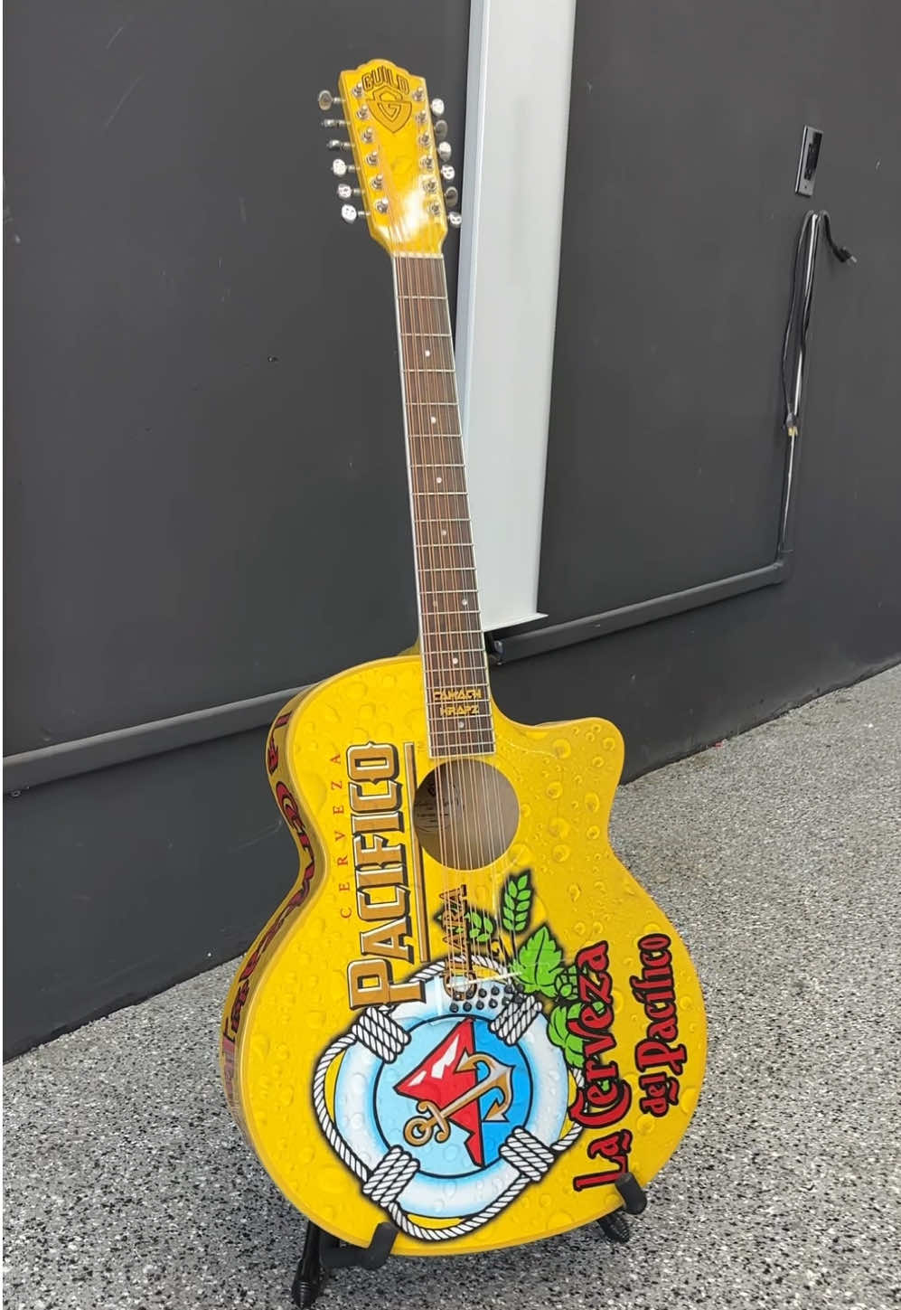 Pacifico themed full wrap requinto #pacifico #requinto #customwrap #camachwrapz 