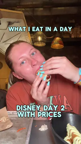 Everything I ate & spent at Disney World Day 2 🤩🤤 #whatieatinaday #disneyworld #disneyeats #disneyfood 