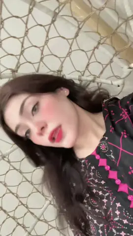 Kinna sona laina ayn mera naaam 🙈🎀