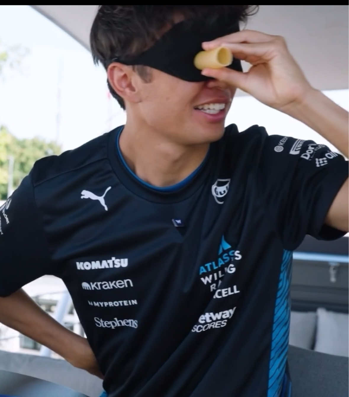 Alex’s TikTok fyp still stuck on Italian brain rot 🇮🇹  #alexalbon #albon #albono #carlossainz #sainz 