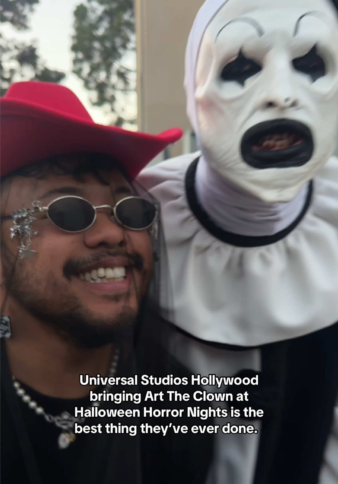 So many people are about to be distraught when they watch all three TERRIFIER FILMS! But at least everyone loves Art The Clown! #HHN #HorrorNights #HalloweenHorrorNights #Terrifier #Hollywood @Universal Studios Hollywood 