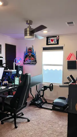 From blinding sun glare to perfect gaming vibes in seconds. With all the heat from my setup + multiple screens, Ublockout keeps my room cooler ❄️ and blocks the glare so I can focus on the game 🎮. ✨ One click = Daytime to Nighttime. ✨ No glare. No heat. Just game time. ✨ Perfect for any gaming or streaming setup. ⚡ Block the glare. Beat the heat. 👉 Check out @ublockout and level up your room.