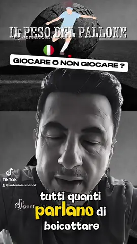 “Ci sono partite in cui il pallone non pesa un chilo… ma cento. Ogni tocco è una scelta, ogni silenzio è un dubbio. E lì capisci: non serve solo il piede… serve il cuore.” #IlP#IlPallonePesam#MomentiDiCalciol#CalcioÈVitan#Tensioneraggio