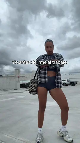 Yo antes de irme al trabajo 