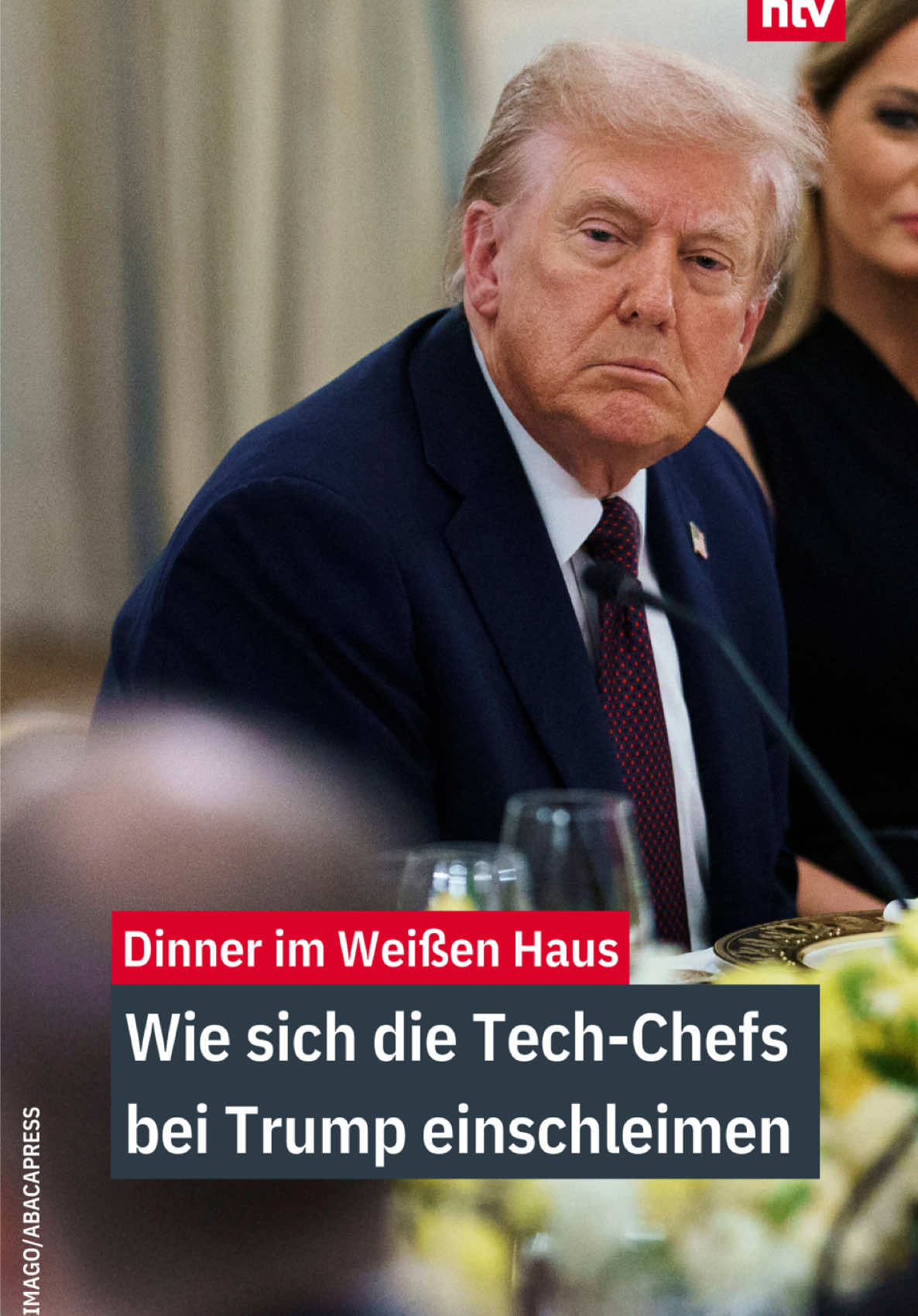 Donald #Trump lädt die Chefs der großen US-Technik-Konzerne zum Dinner ins Weiße Haus. Wie Schuljungen ruft Trump die CEOs nacheinander auf - und sie dürfen Trump loben. Von Kritik, etwa an Strafzöllen oder der Einwanderungspolitik, die auch das Silicon Valley hart treffen, keine Spur mehr. 📲Immer aktuell informiert seid ihr mit der ntv App. #ntv #nachrichten #ntvwirtschaft