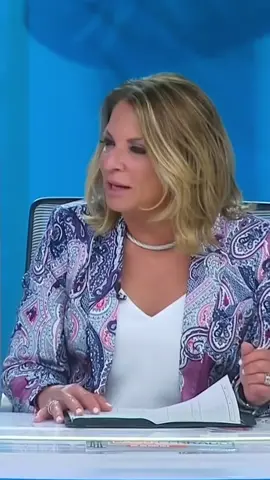 Maritza quiere llevar a su padre a un asilo porque tiene Alzheimer, pero Pedro se siente en perfecto estado. Yuliet y Catherine, sus nietas, están de acuerdo en internarlo y le aseguran ir a visitarlo. Mira 