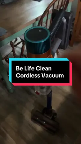 #cordlessvacuum #cordlessvacuumcleaner #vacuumcleaner #cleaningtiktok #cleaning 