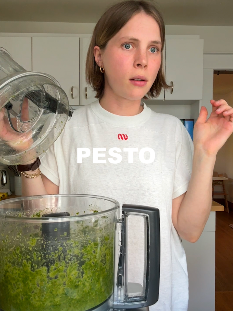 have pesto for dinner tonight w me