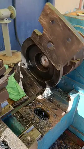 reabrindo base da embreagem na ferramenta #torno #machine #usinagem #solda #tornomecanico 