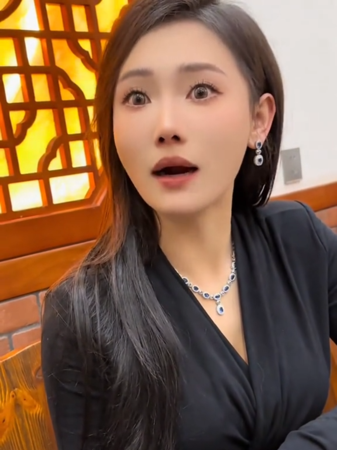 追求妈妈闺蜜的爱情—1#追求爱情_#搭讪技巧 #追求爱情#闺蜜日常