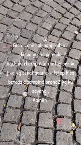 Bismillahirrahmanirrahim hari ini rezeki yang luas dan kemudahan dalam segala urusan. Aamiin 