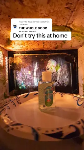 Replying to @foughtrydoesstuffs Han d sanitizer vs Microwave #Science #experiment #fyp #handsanitizer 