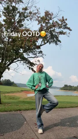 Fridayyyyy #teachersoftiktok #teacher #teacherlife #friday #OOTD 