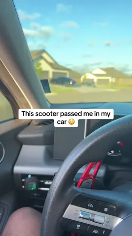 This was insane 😳 #scooter #electricscooter #scooters 