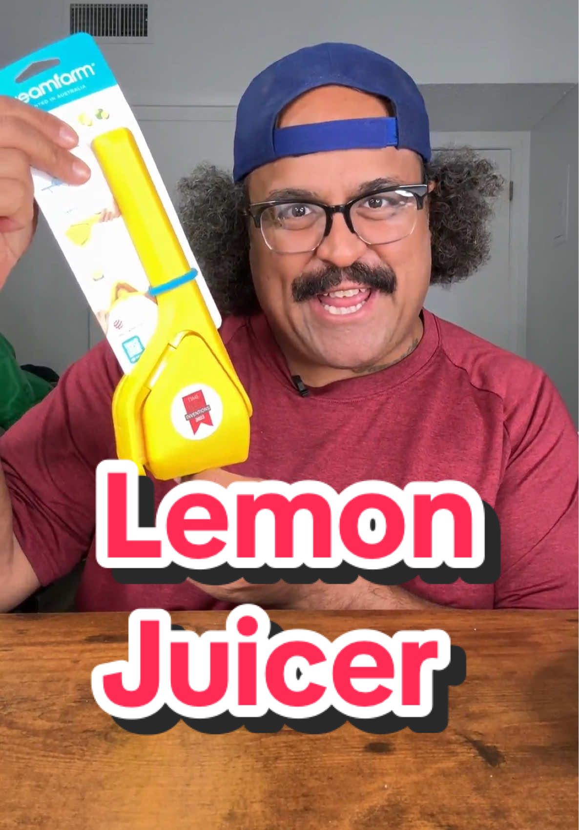 The Dreamfarm Original Lemon Fluicer Easy-Squeeze Fold-Flat Citrus Juicer - 10 Inch, Suits Lime & Lemon! #lemonjuicer #juicer #fruitjuicer #limejuice #lemonjuice 