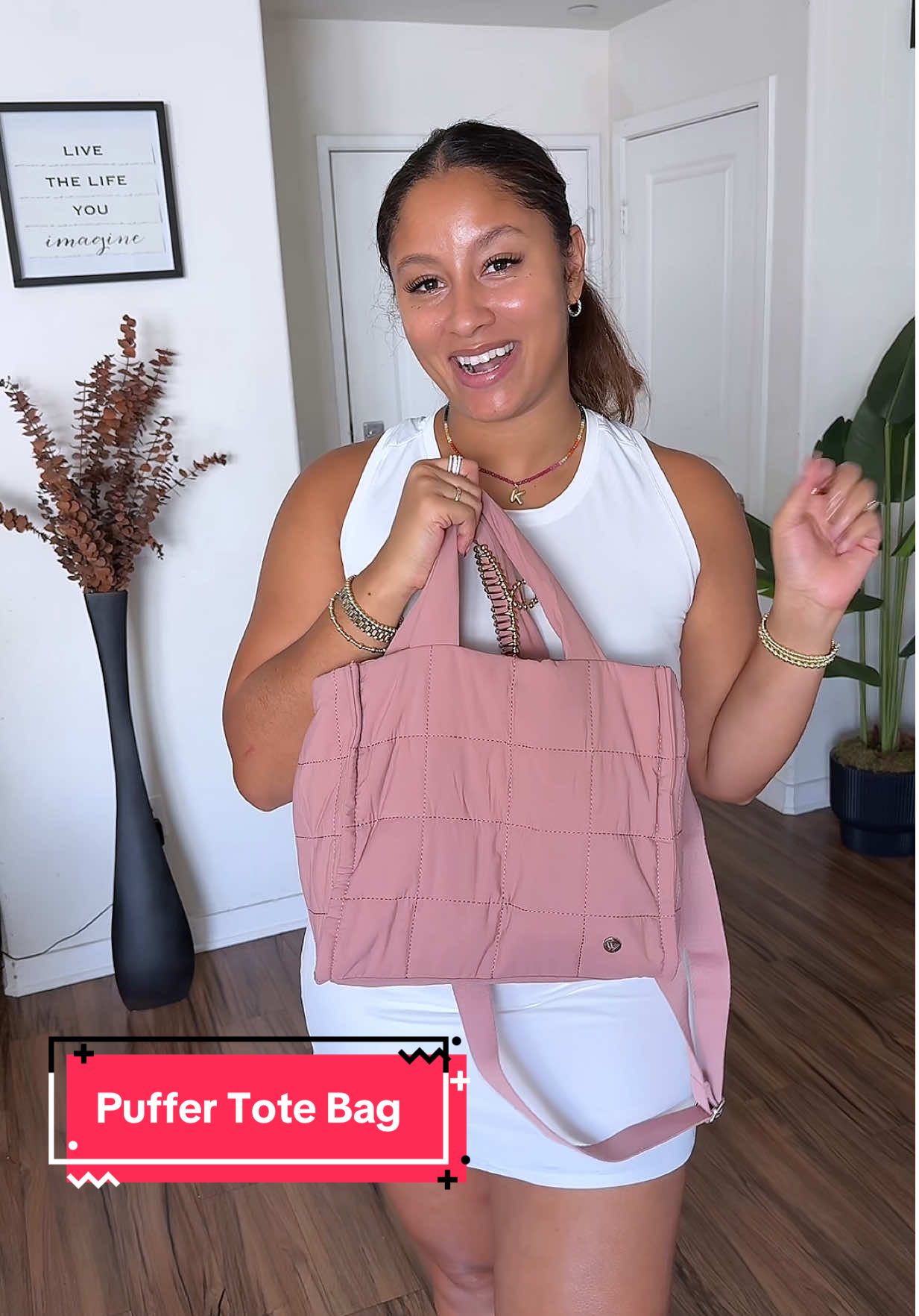 The @WESTBRONCO medium puffer tote is the perfect mix of style + function. Durable, waterproof, and quilted chic — carry it as a crossbody, shoulder bag, laptop tote, or even a sleek diaper bag.✨👜  #westbronco #westbroncobag #westbroncopufferbag #pufferbag #totebag  