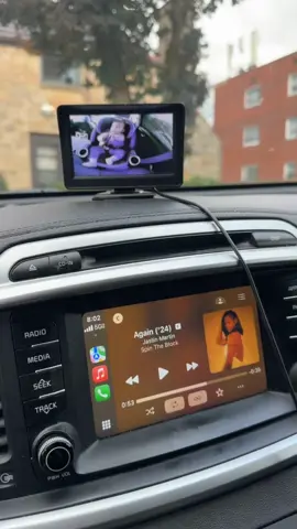 Best back seat camera ever 🖤  #fypシ #babyproducts #newbornneeds #momneeds #ftmneeds 