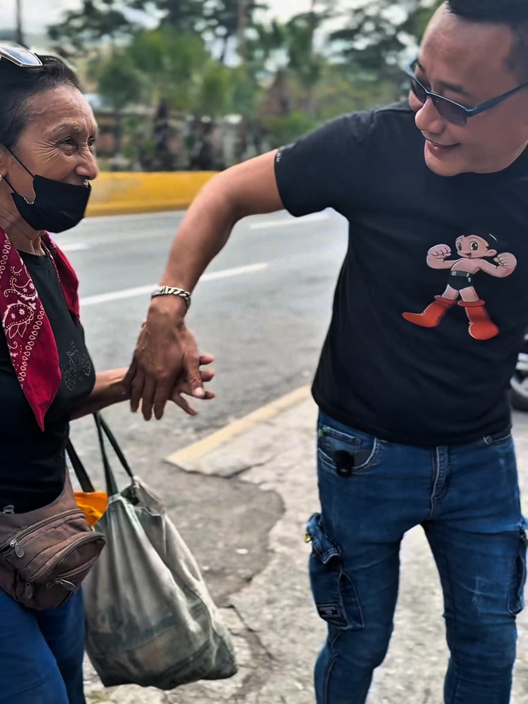 Ella no se podía quedar sin su medicina y nos fuimos a Farmatodo 💝 #paratiiiiiiiiiii #viral #laguaira #marcoswoo 