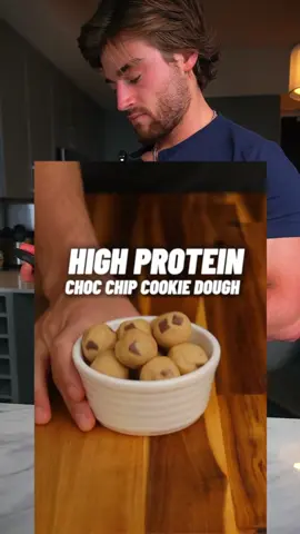 Cookie dough (recipe below) 👉 Click link in bio to finally get lean w/o restrictions 🤬 ARE YOU FKN FOLLOWING @nickkazfit Calories- 552 Protein- 56.7g  Carbs- 49.3g Fats- 13.7g  Calories & Macros 📊 Per Serve: 266 calories 22g P | 17g C | 13g F Ingredients👇🏽 - 30g oat flour (finely blended oats) - 7g almond flour (ground almonds) - 25g brown stevia - 15g choc chips - pinch of salt - 28g melted light butter - tsp vanilla extract - 25g 0 calorie maple syrup - 45g vanilla protein powder (I used 23g whey and 23g casein - a whey/casein blend gives the best texture for this recipe) Recipe by @panaceapalm