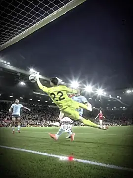 Cr4zy saves 🔥 || #foryou #edit #goleiro #goalkeepers #phonk 