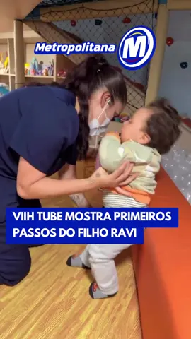 Viih Tube emocionou os seguidores ao compartilhar os primeiros passos de seu filho, Ravi. A influenciadora registrou o momento em vídeo e publicou nas redes sociais, celebrando a conquista com muita alegria. #tiktoknoticias #entretênews 