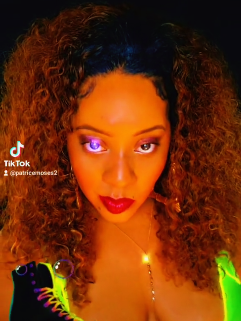 #onthisday #Beyonce BLOW! #patricemoses2  DIDN'T KNOW I HAD BREASTCANCER IN THIS VIDEO. CHECK YOUR BREAST LADIES #BreastCancerAwareness #fuckcancer 
