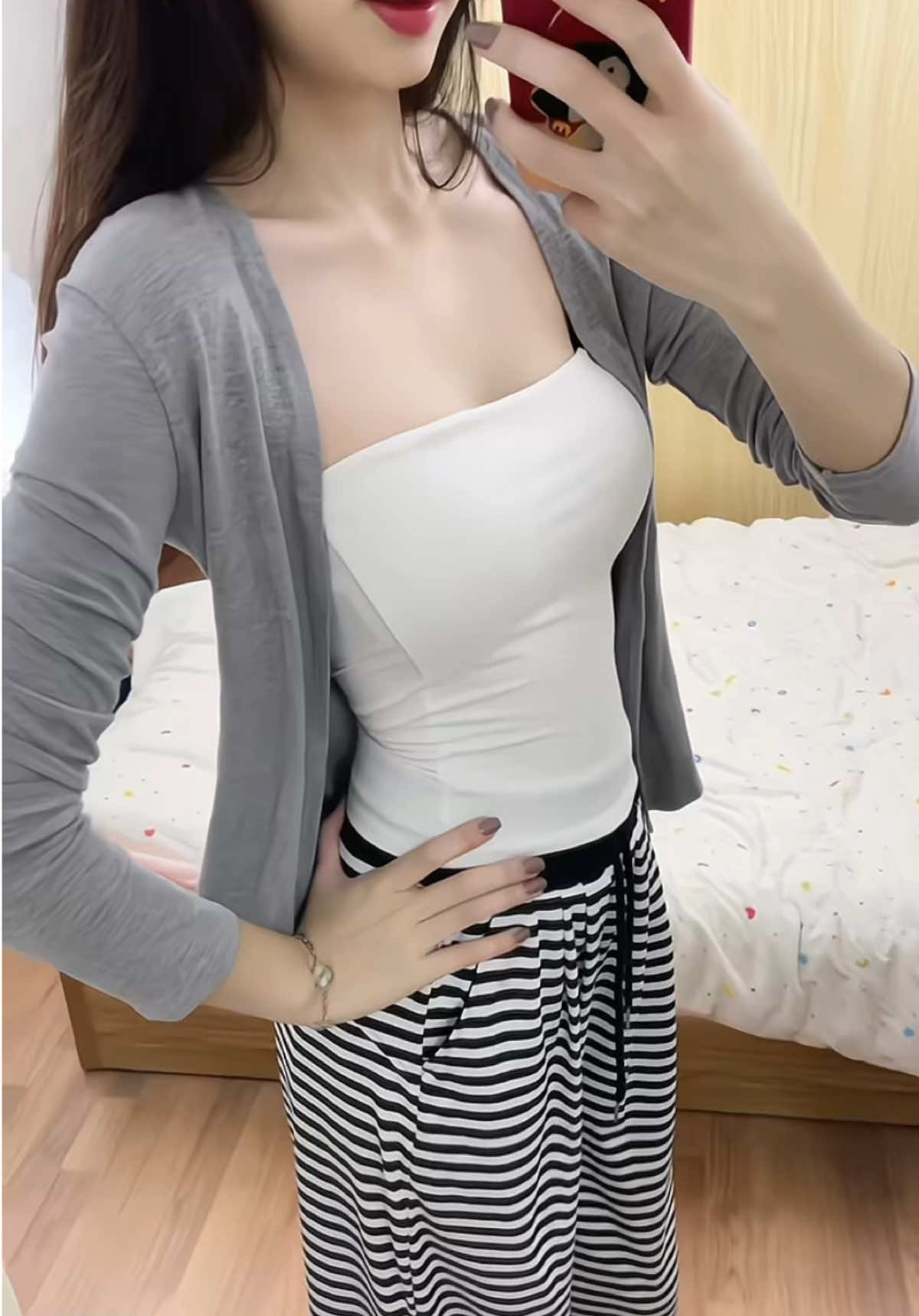Chung thuỷ với xám mãi thôi n vừa sang mà vừa tôn da lắm #xuhuong 