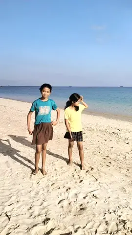 tabola bale versi bungkus dan ade naila #dancing #tabolabale #trend 