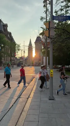 Sunset in Ottawa 🌅#canada #canada_life🇨🇦 #ottawa #ontario #canadatiktok 