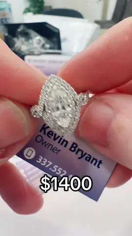 1 1/3 ctw natural diamond Vera Wang ring in 14kt white gold #verawang #marquisediamond #estatediamondring #jewelryonsale #bryantgems