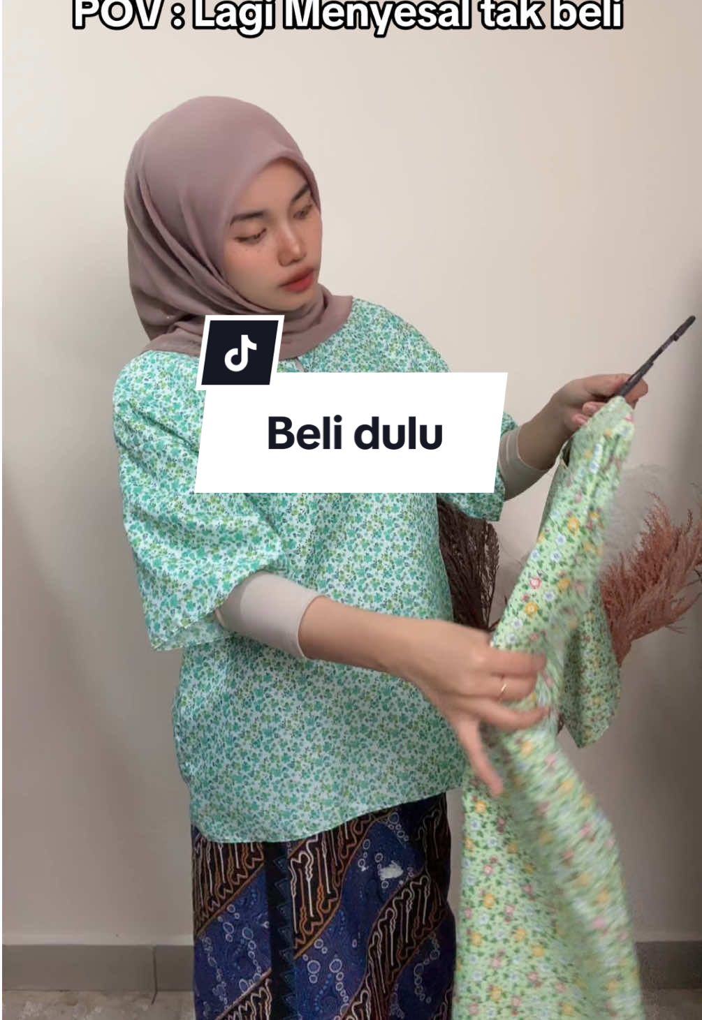 Greenprimrose & BloosieGreen semua size yg available  #mykaopah #bajukedah #bajumurah #bajuopah #fyp 