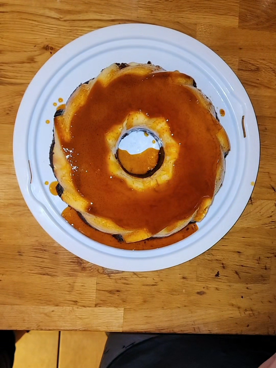Yo haciendo mi mejor esfuerzo 🤭😋✨#flan #Receta #viral #cocinando #food 