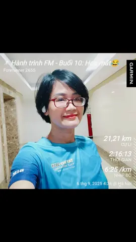 Hành trình FM - Buổi 10: Hoa mắt😂 Định chạy chill chill 15km mà gặp elite nhí lớp 9 rủ chạy cùng cháu mà làm luôn cái HM 🥰 #chạybộ #chạy #chaybo #run #thethaomoingay 