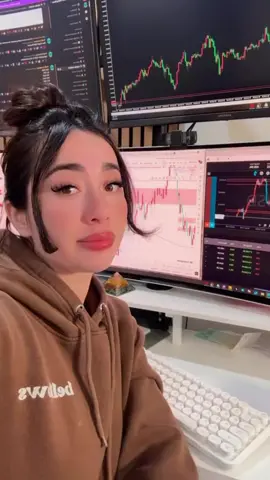 $4.6k to $108k in 2 weeks!!! I’ve done various account flips in a short amount of time in the past, I have many posts about it on my profile from $1-2k deposits and taking it to $40-60k max then withd...