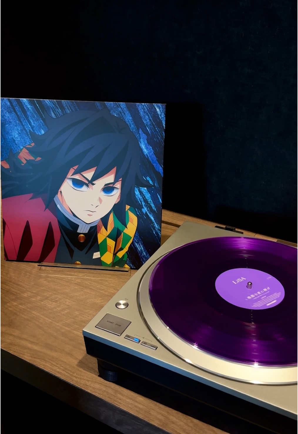 アナログ・レコード盤  Aimer / LiSA「太陽が昇らない世界 / 残酷な夜に輝け」 発売中☆ #Aimer #LiSA　 #太陽が昇らない世界  #残酷な夜に輝け #鬼滅の刃 #無限城編