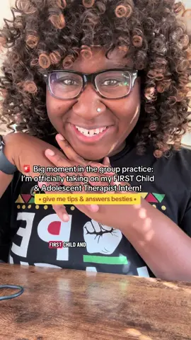 For those of you supervising or mentoring — what’s one thing you wish someone had told you before your first intern? This is question for those being supervised as well!  Let’s share wisdom and build each other up. 💛 #thegenzsocialworker #therapistsontiktok #socialworkersoftiktok #clinicalsupervision #childtherapist 