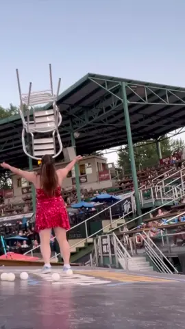 Throwback to @Kalamazoo Growlers because I never posted this over here💙⚾️🏟️ ————————————————————————————— #juggle #juggling #juggler #fyp #foryou 