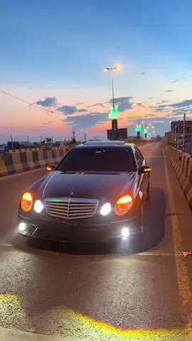 World’s fastest sedan of its time 🚀 #E55 #amg #mercedes #cars #pakistan 