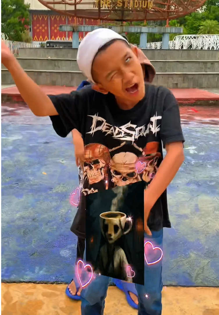 nyanyi lagu anomali versi hantu cina #deohaws #anomali #brainrot 