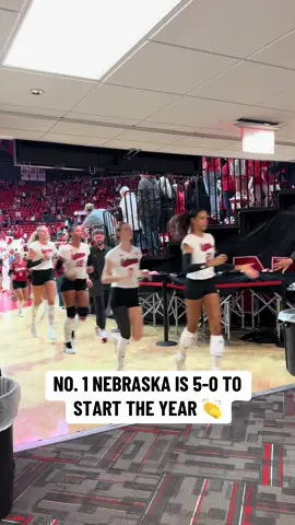 First win of the year at the Bob! No. 1 Nebraska sweeps Wright State 25-16, 25-16, 25-20. #huskers #nebraska #nebraskavolleyball 