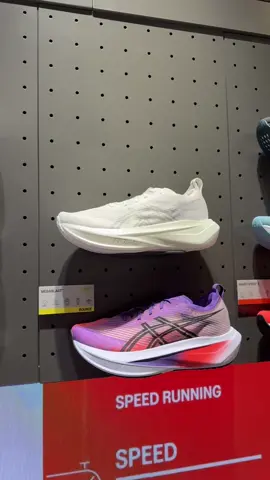 Asics MEGABLAST dah kluar ni. Colorways EDO PURPLE & WHITW GREY 😍😍 #runningshoes 