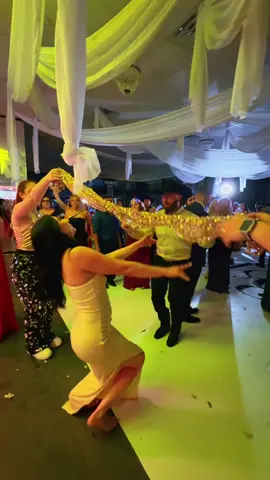 #bulbohouston #liveband #grupoversatil #wedding #limbo 
