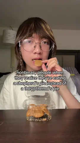 this happened to me today (in solidarity) #nonbinary #joke #pie #lgbt #fyp  