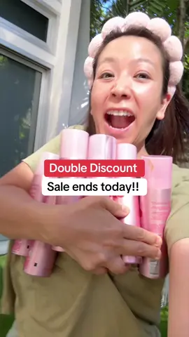 One size beauty, On til Dawn setting spray! really helps keep makeup intact 16 hour long wear waterproof transfer proof! #onesizebeauty #settingspray #makeupsettingspray #tiktokshopcreatorpicks #tiktokshoplabordaysale 