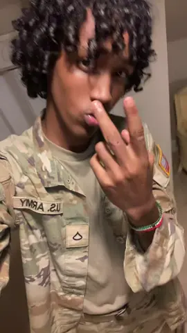 Just joined da biggest gang in America 😏#somalitiktok #fypシ #miltarytiktok 